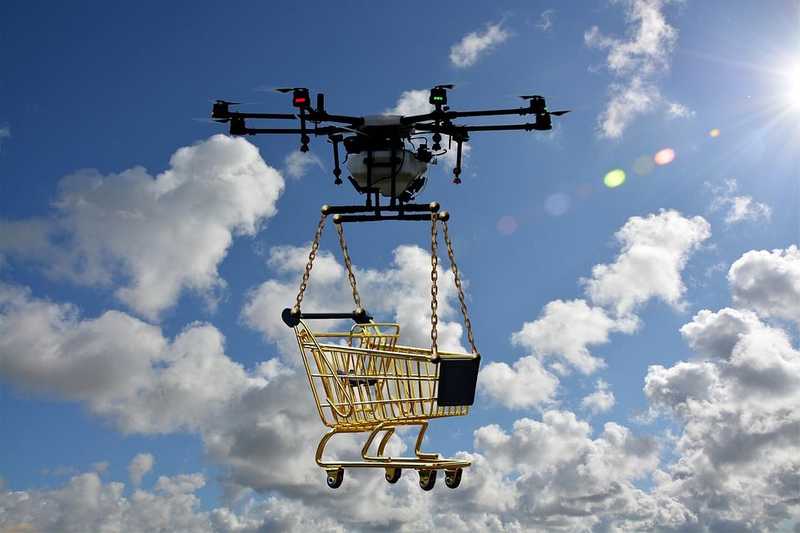 Az Amazon hamarosan megkezdheti az autonóm drónos futártevékenységét