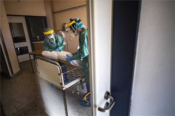Több mint 130 koronavírus-fertőzöttet diagnosztizáltak Magyarországon
