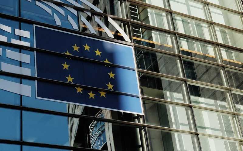 Az EP jóváhagyta az Ukrajna 2023-as finanszírozási szükségleteit fedező 18 milliárd eurós hitelt