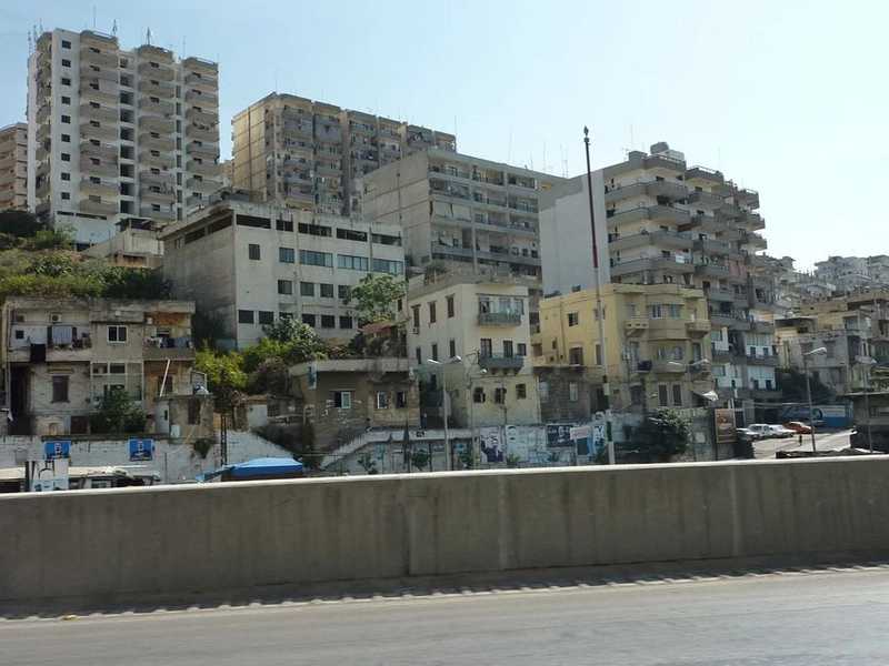 Bejrútban kormányellenes tüntetések törtek ki