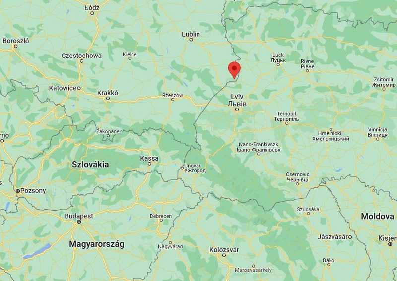 Rakéta csapódott Lengyelország területére, két ember meghalt