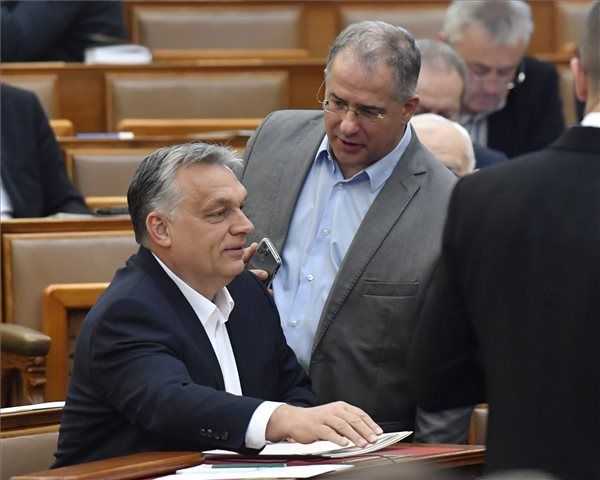 Orbán Viktor levelet írt az Európai Néppárt főtitkárának